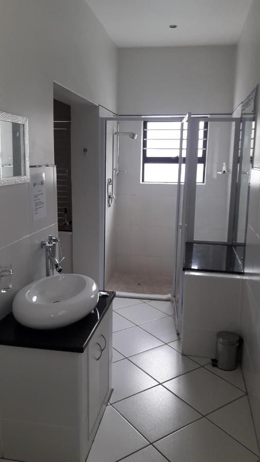 Ahoy Boutique Guest House Port Elizabeth Exteriör bild