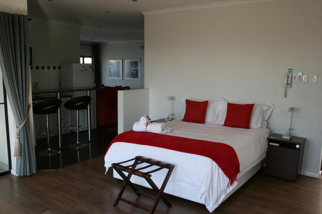 Ahoy Boutique Guest House Port Elizabeth Exteriör bild